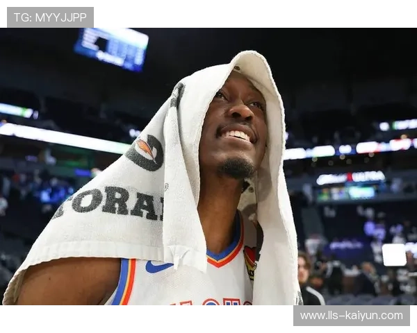 雷霆吉祥物赛前敲鼓传统延续，杰伦威廉姆斯晒图回应争议